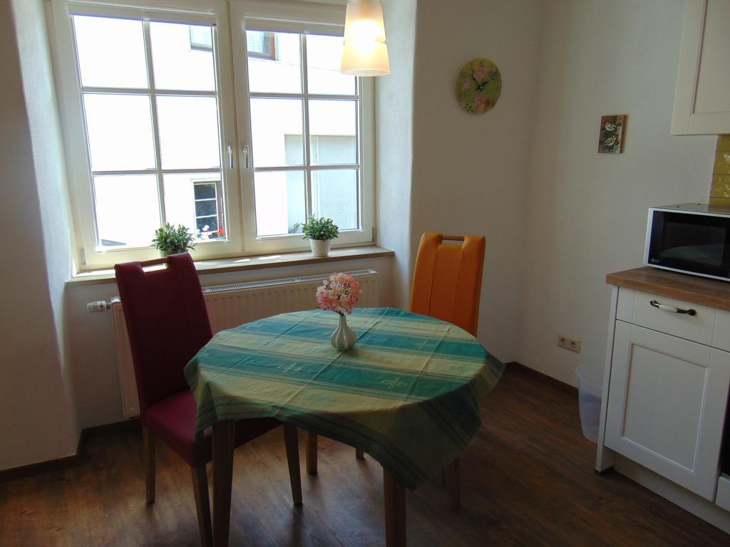 Ferienwohnung Bergblick /Moseltal 부르겐 외부 사진