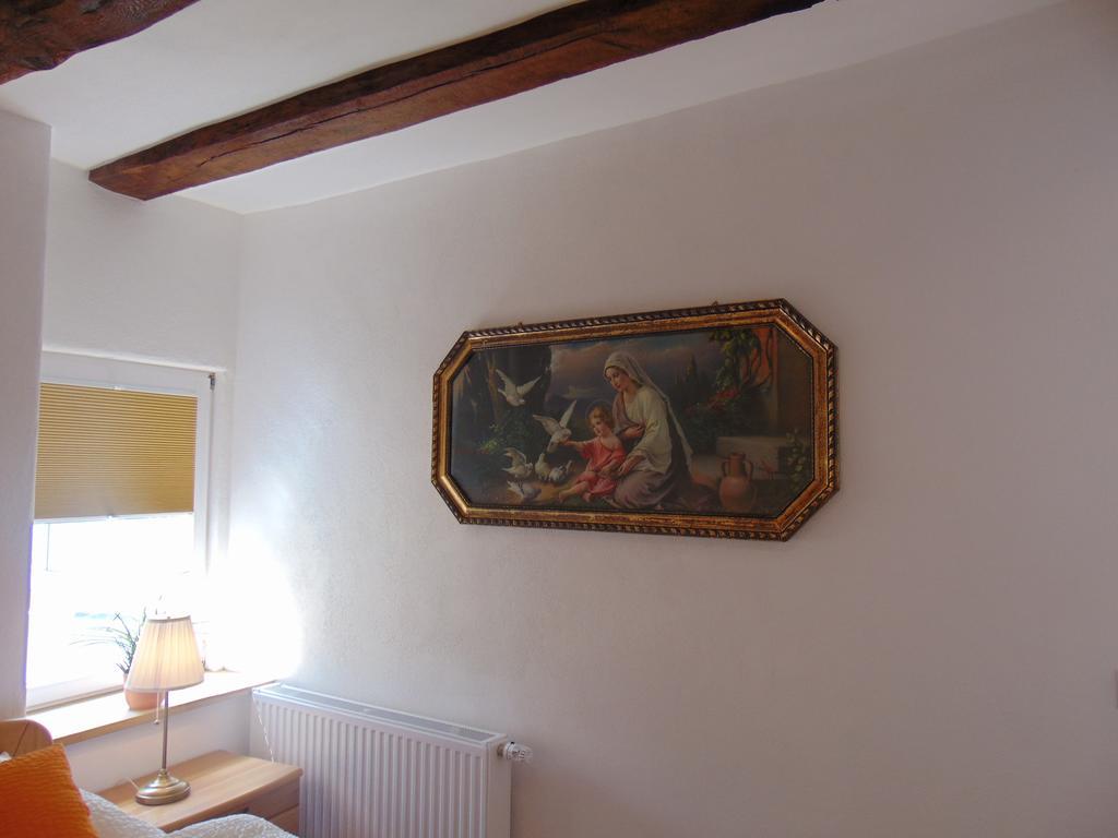 Ferienwohnung Bergblick /Moseltal 부르겐 외부 사진